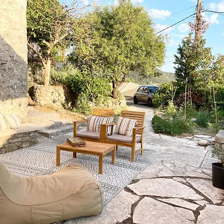 Traditional Stonehouse At Prementinos Village Lefkada